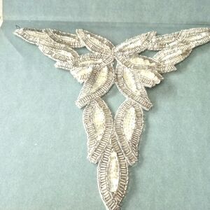 Elegant Silver Necklace with Intricate Design